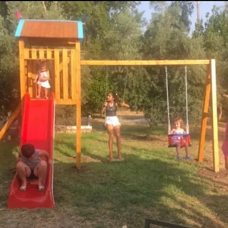 White Koviou Holiday home *